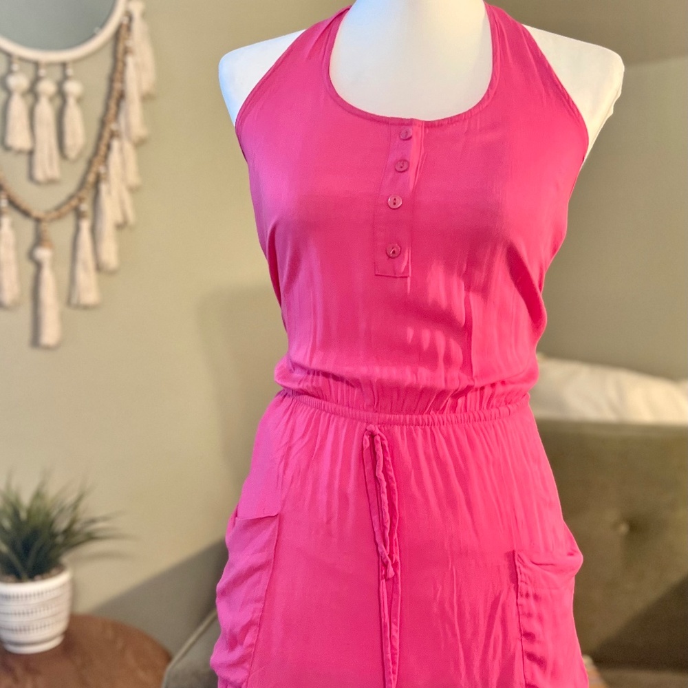 ❌ SOLD ❌ HOT PINK HALTER DRESS